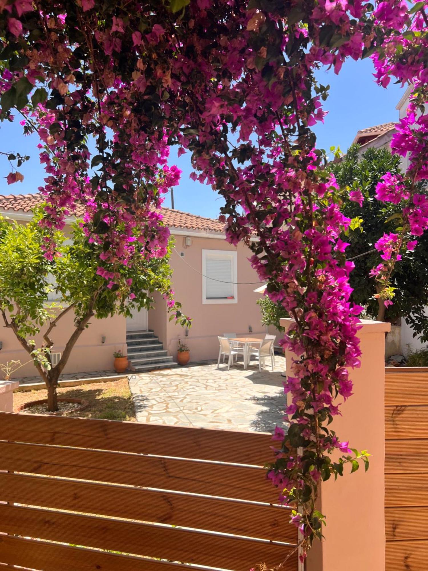 Villa Saitan Bazaar Preveza Exterior photo